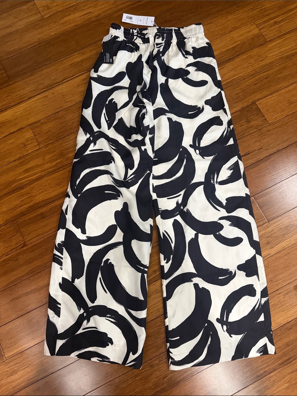 NWT Rebecca Vallance Pompidou Pants wide Leg Abstrac in Black & White size 10